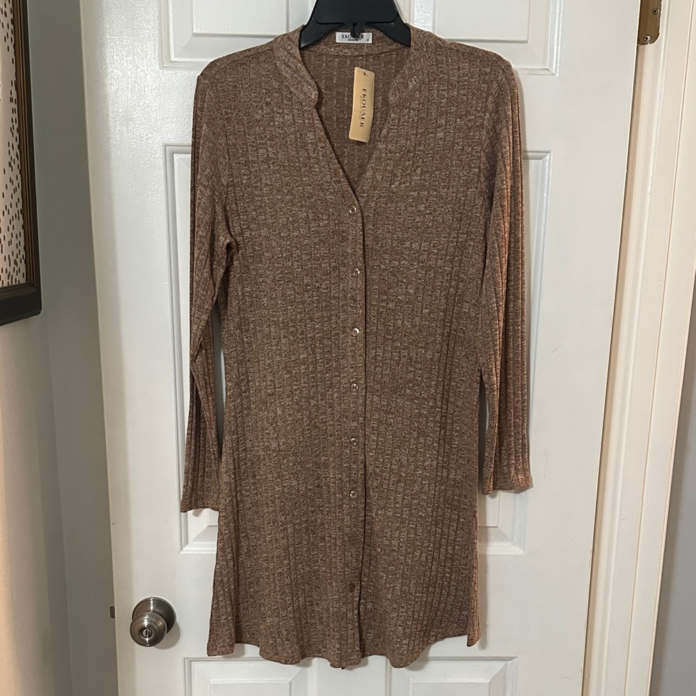 Ekouaer Taupe Long Sleeve Button-Up Dress
